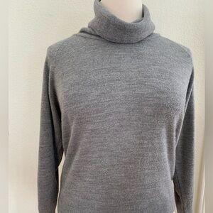 Designer Originals XL (42) gray knit cowl neck sweater.